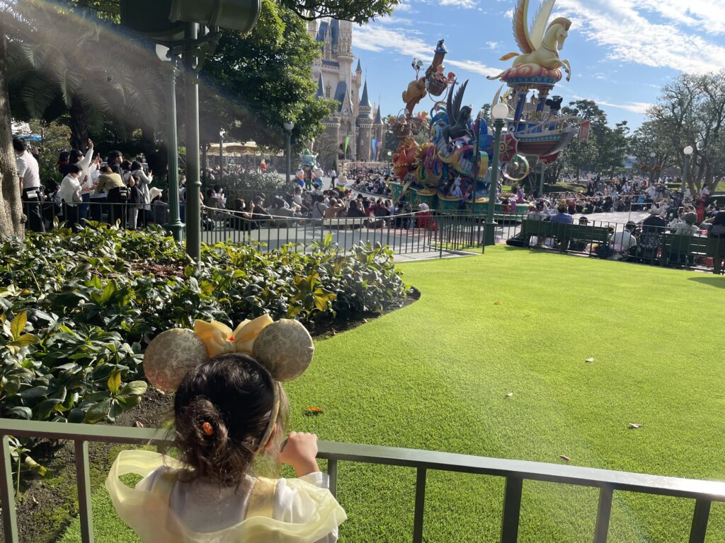 Tokyo Disneyland Parade with Toddler