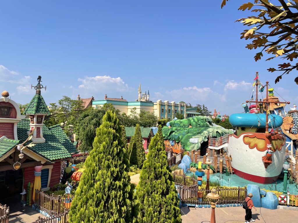 Tokyo Disneyland with Kids in Japan