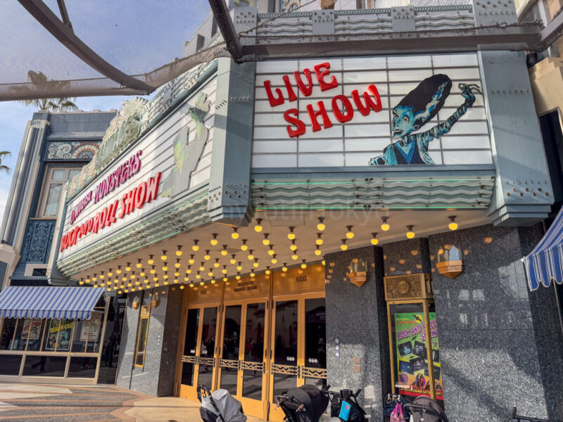 Universal Monsters Live: Rock and Roll Show