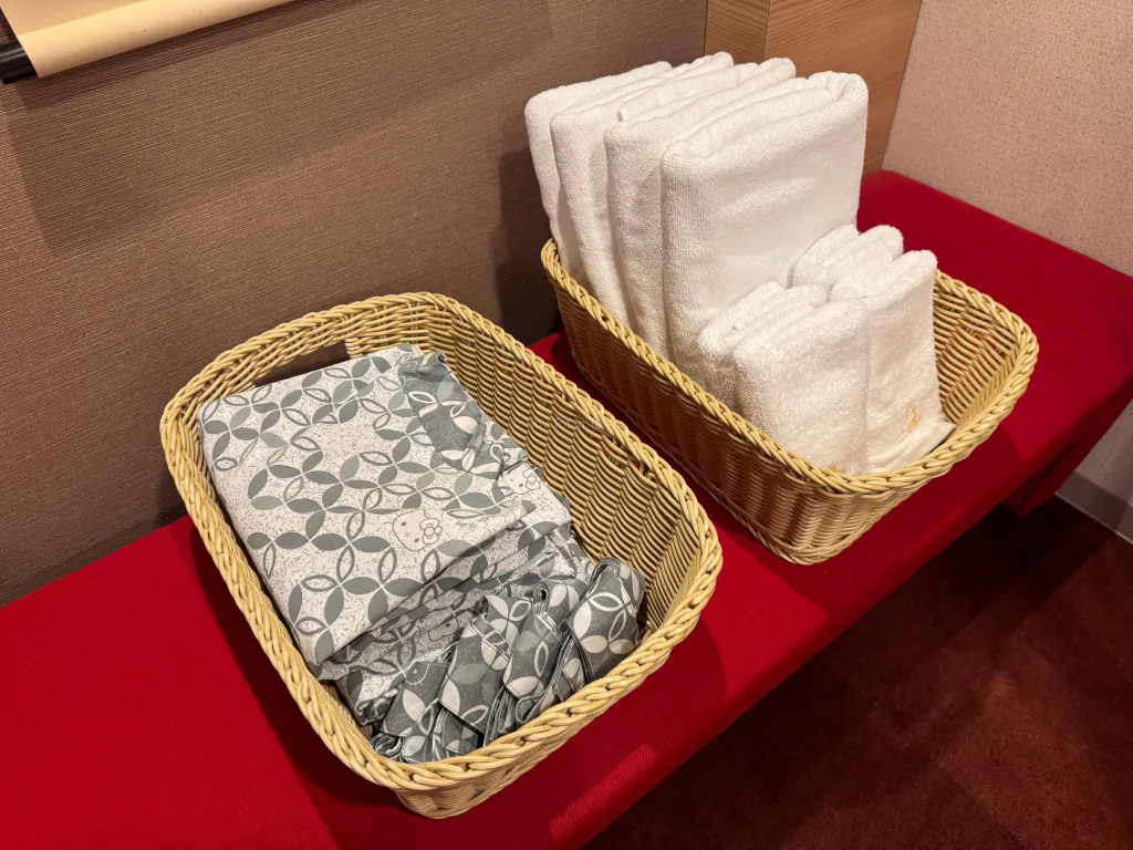 Yukata and towels at the Hello Kitty Hotel  