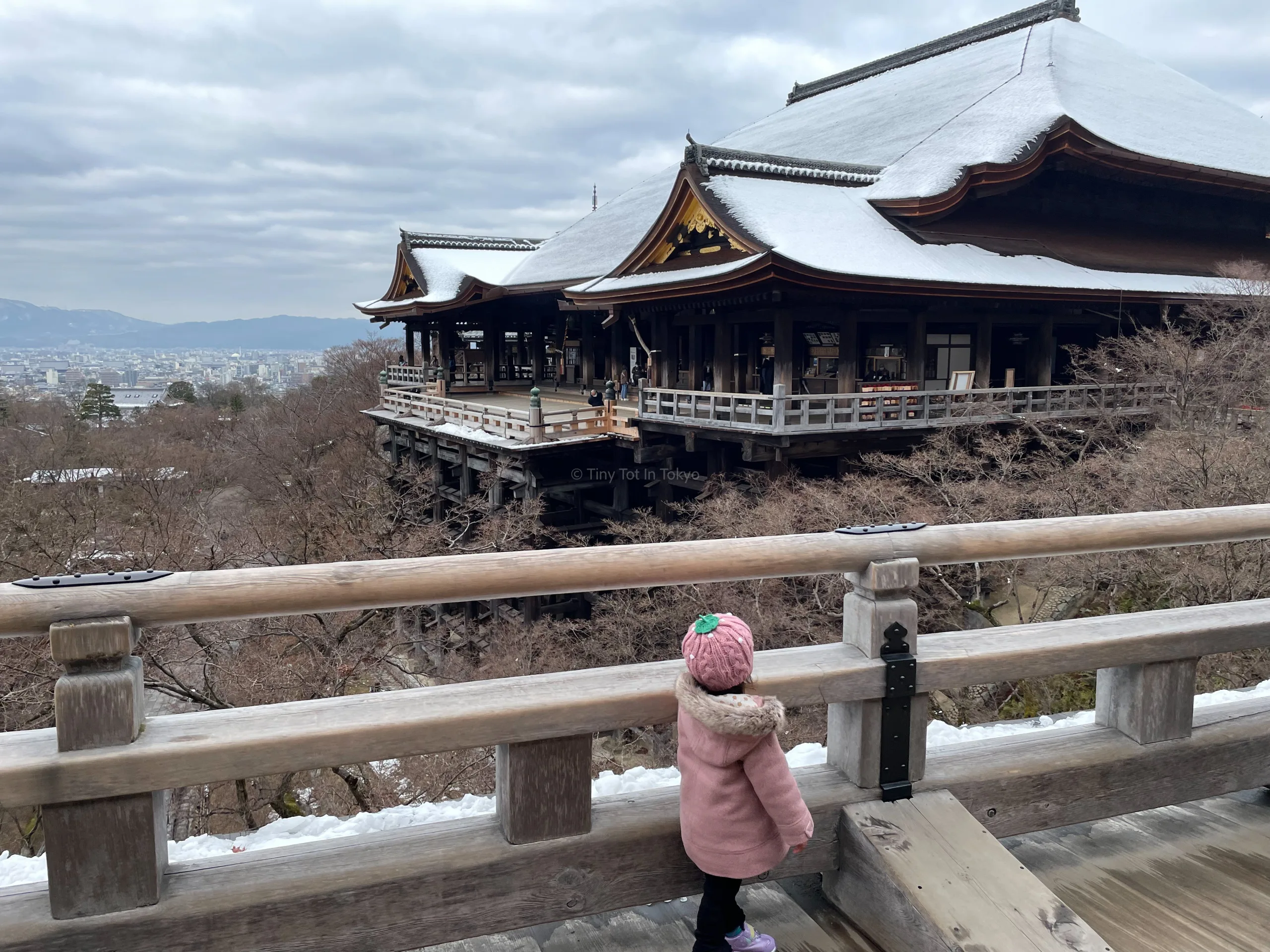 Kyoto with Kids: Girl looking at kizomizudera in Kyoto Japan