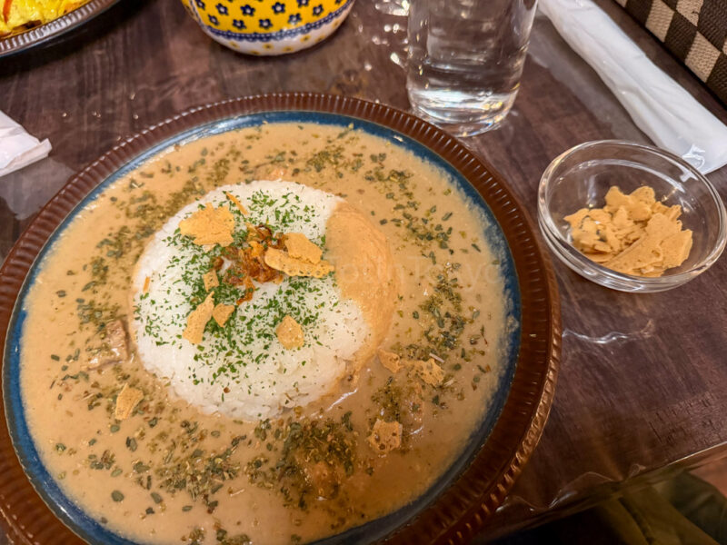 white chicken curry in arima onsen 