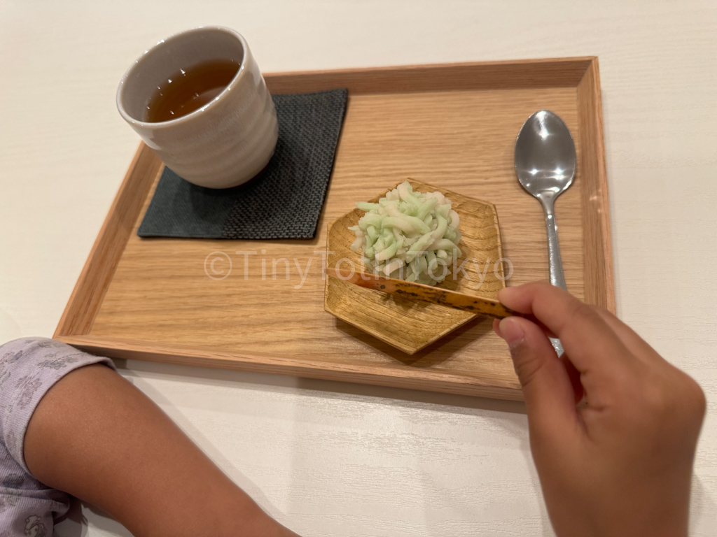 Japanese sweets and tea for kids