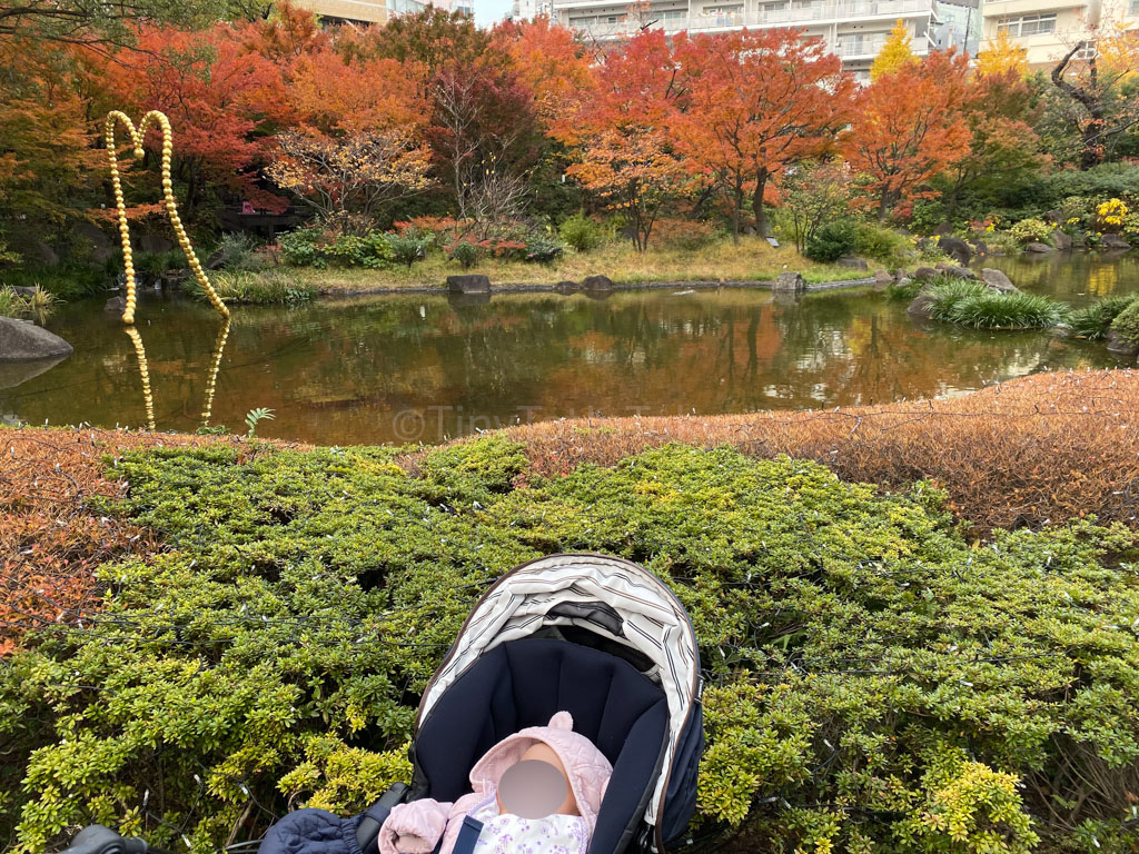 baby in garden in roppongi