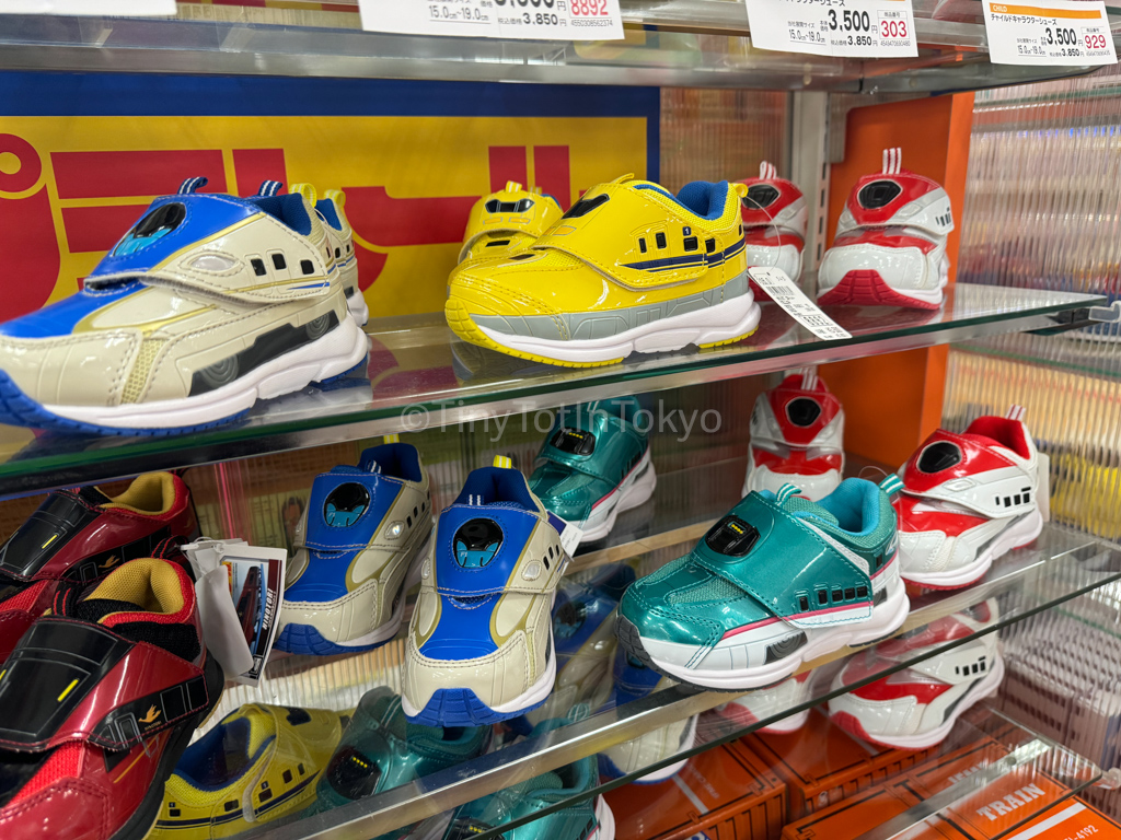 AEON Style shinkansen shoes for kids in Japan