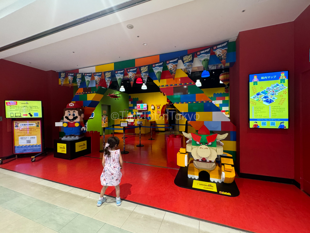 Entrance of Legoland Discovery Center Osaka with LEGO Mario and Bowser