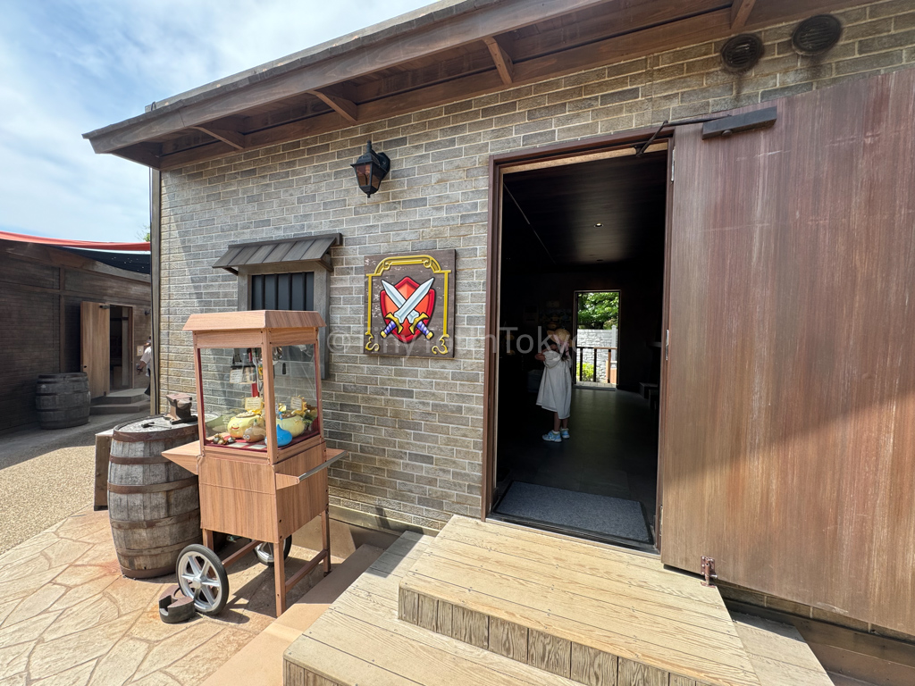 shop in town of Dragon Quest Theme Park in Japan that sells drinks and popcorn buckets