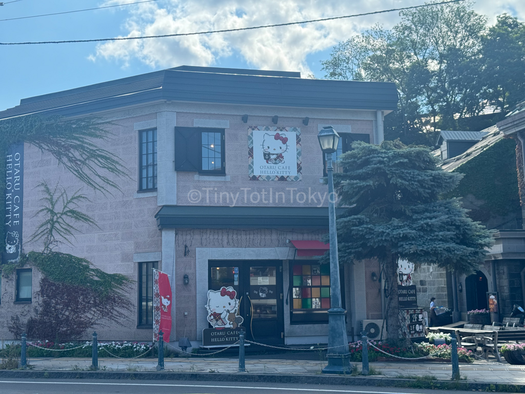 Hello Kitty Cafe in Otaru