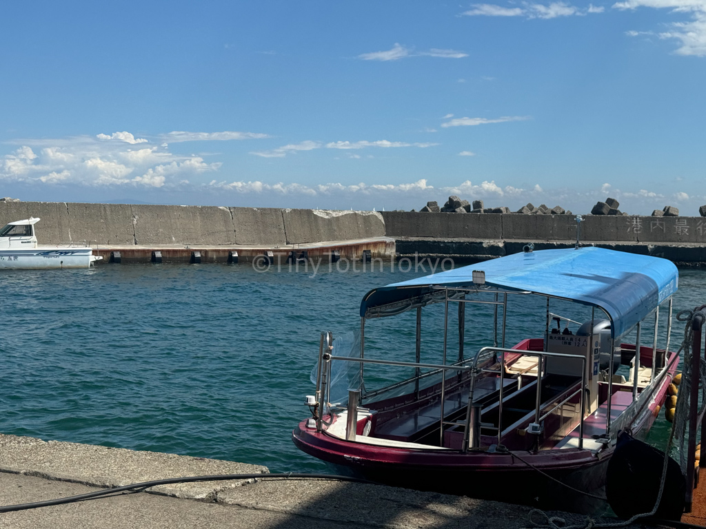 Glass boat ride in Otaru