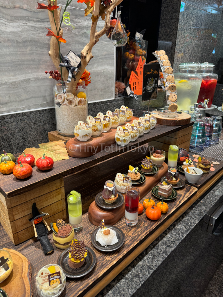 Halloween buffet in Osaka