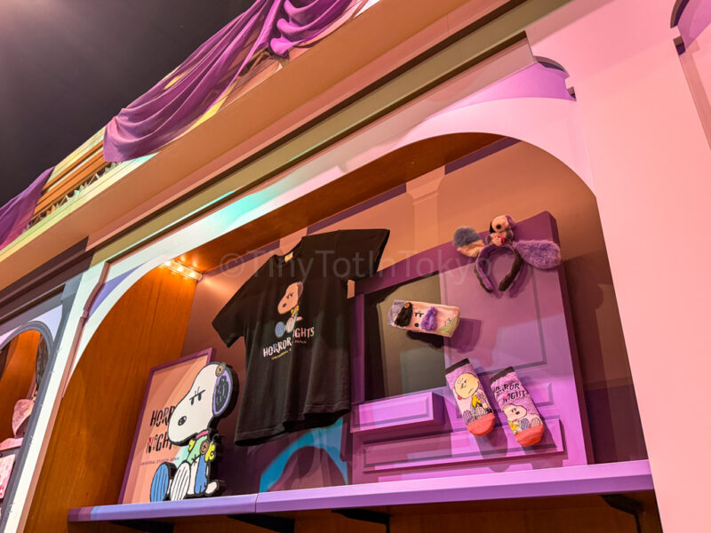snoopy halloween merch at universal studios japan