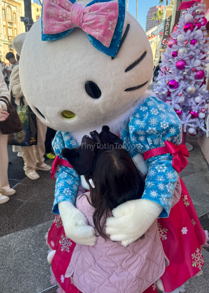 Hello Kitty Christmas at Universal Studios Japan