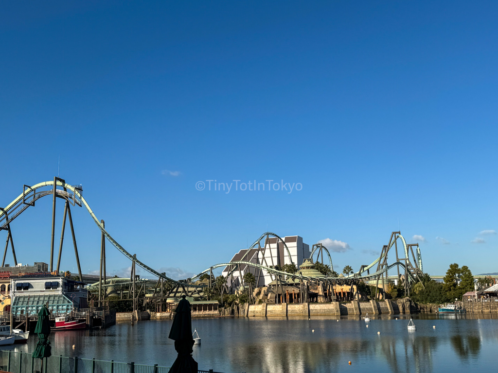 flying dinosaur ride at universal studios japan