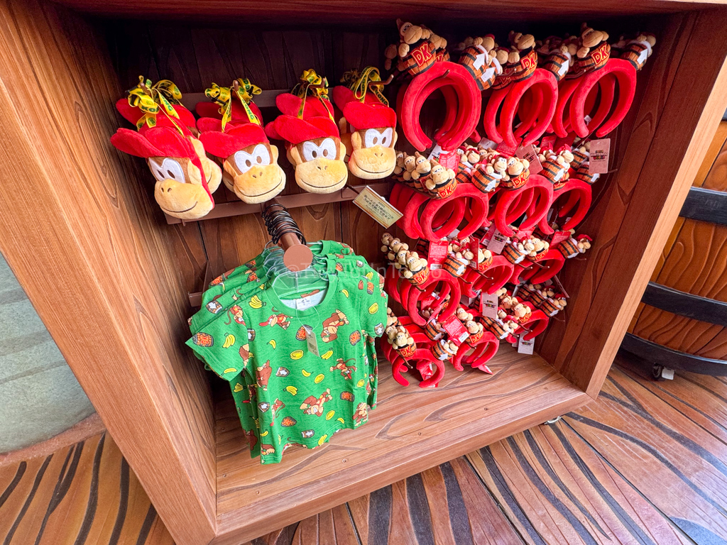 headbands at Donkey Kong Country