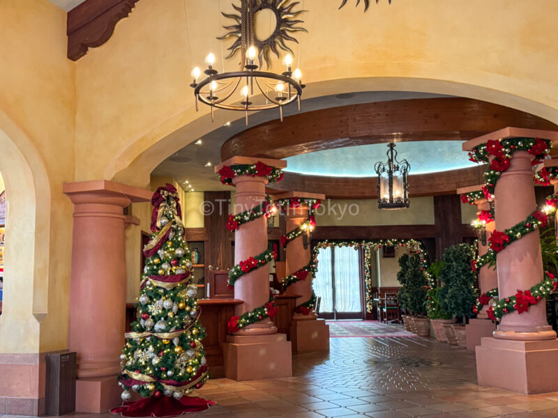 Parkside Grill at Christmas in Universal Studios Japan