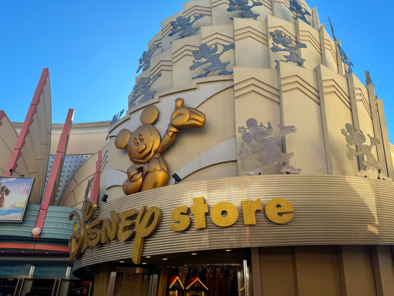 Disney store near tokyo disneyland 
