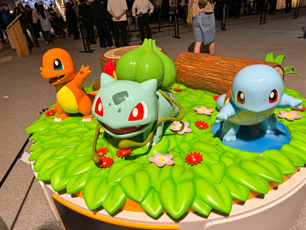 Charmander, Bulbasaur and Squirtle statues at Osaka Expo