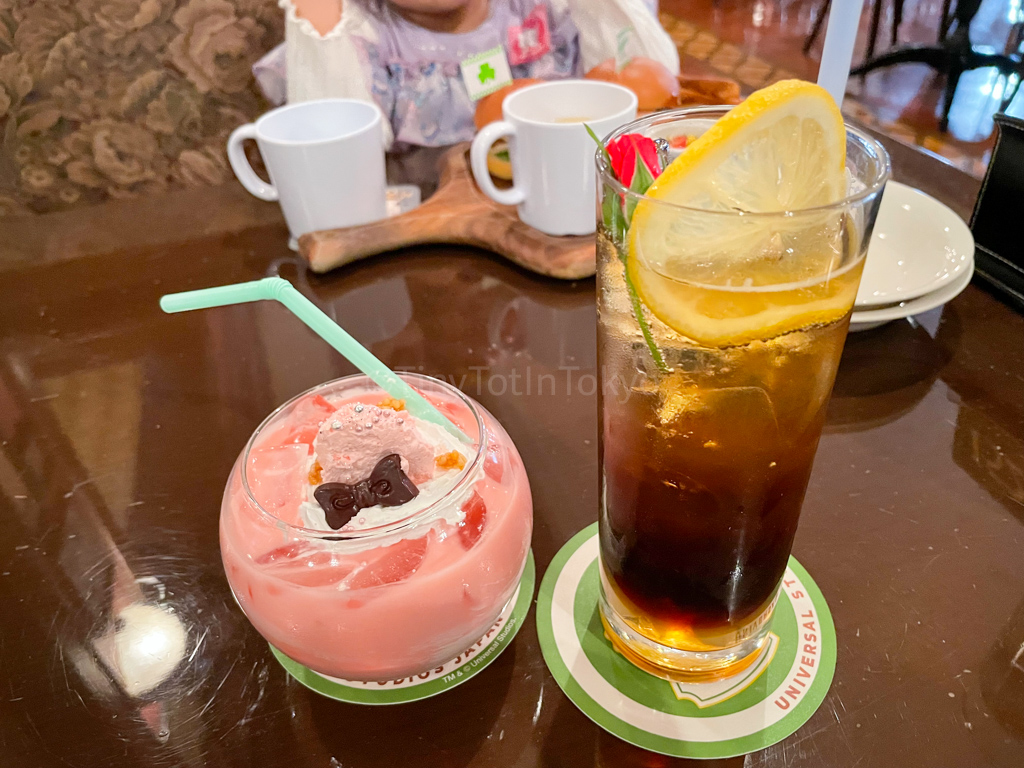 Spy Family drinks at Universal Studios Japan