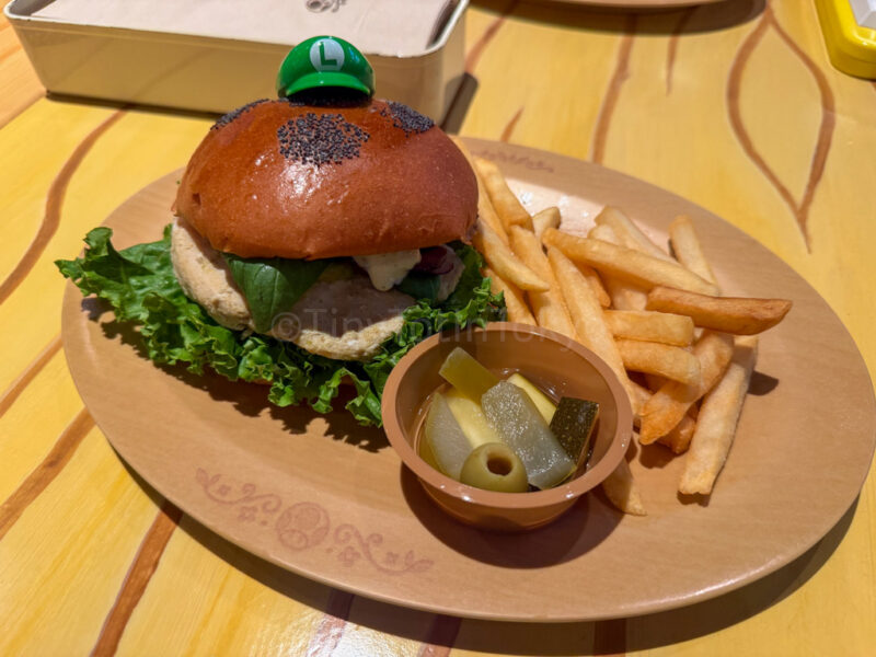 Luigi's Green Curry Chicken Sandwich at USJ