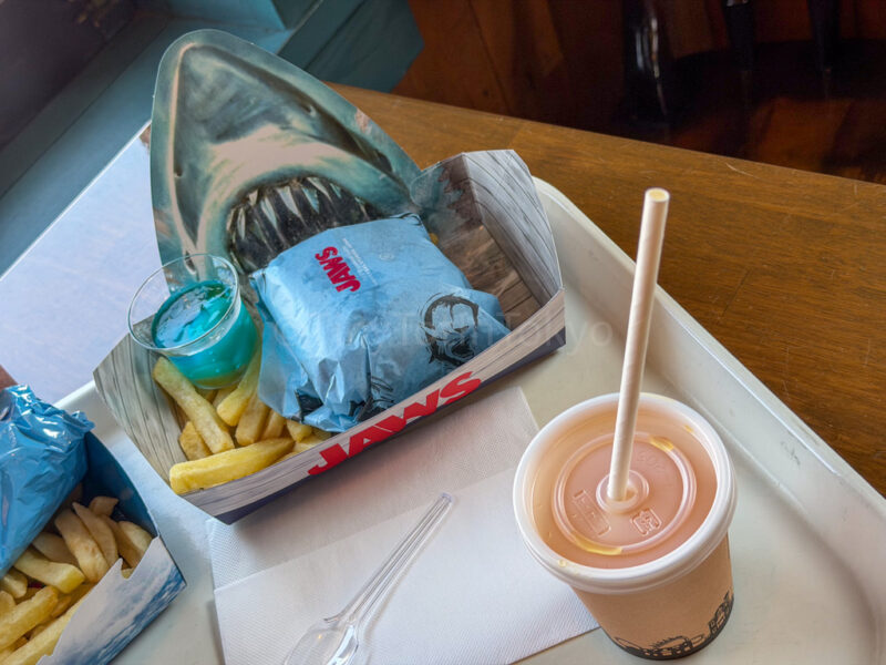 Kids' Meal at Amity Landing Restaurant at universal studios Japan