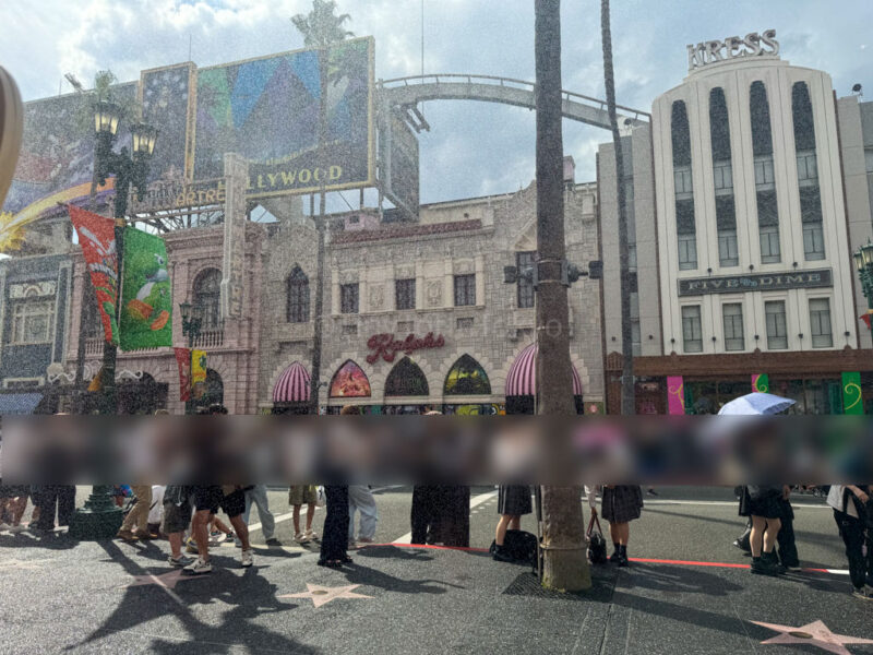 People waiting for cool splash time at universal studios japan during summer