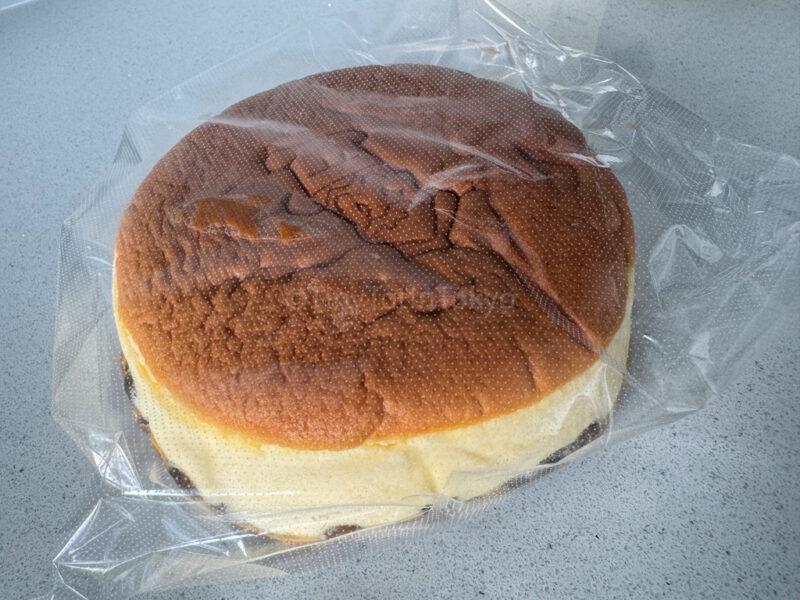 Rikuro's cheesecake in plastic wrap