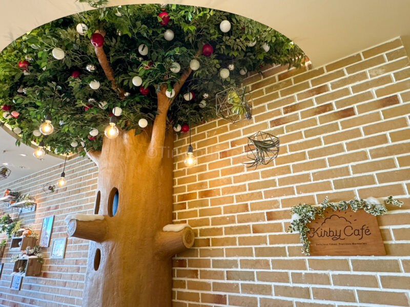 Whispy Woods tree in Kirby Cafe