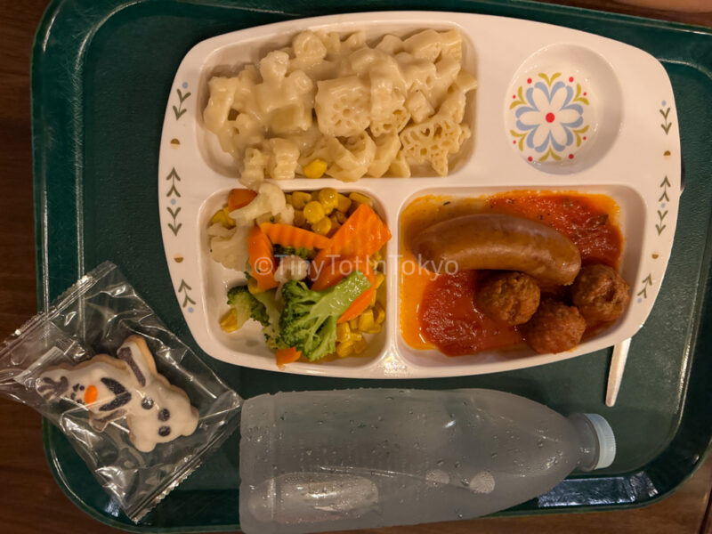 pasta meal for kids at Golden Crocus Inn at Hong Kong Disneyland