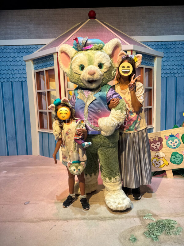 Gelatoni greeting at Hong Kong Disneyland