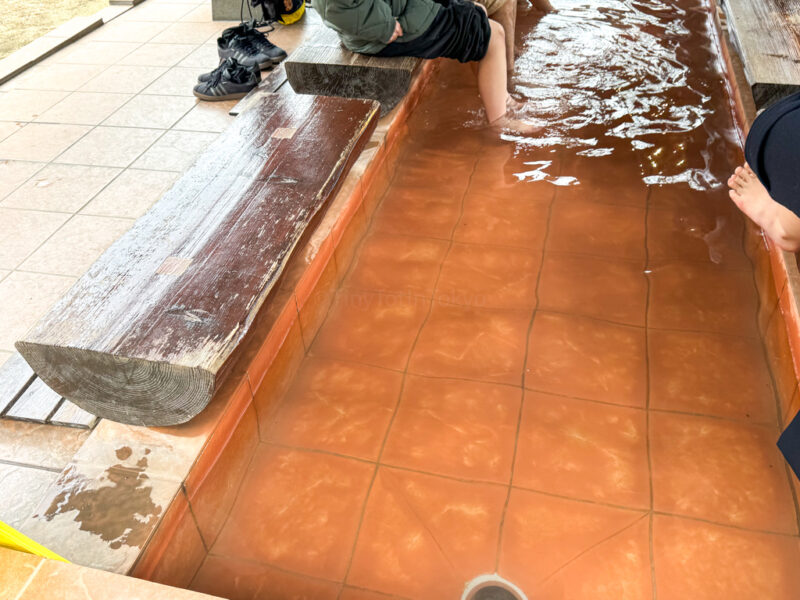 footbath at Chinoike Jigoku onsen in Beppu