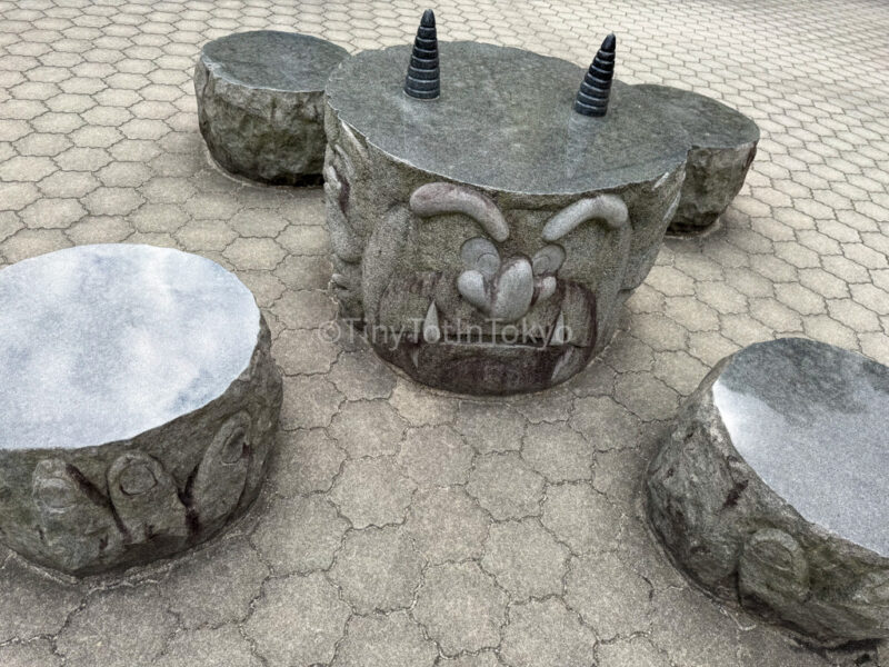 Demon table at Chinoike Jigoku onsen in Beppu