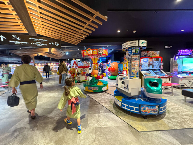 arcade at suginoi hotel in beppu