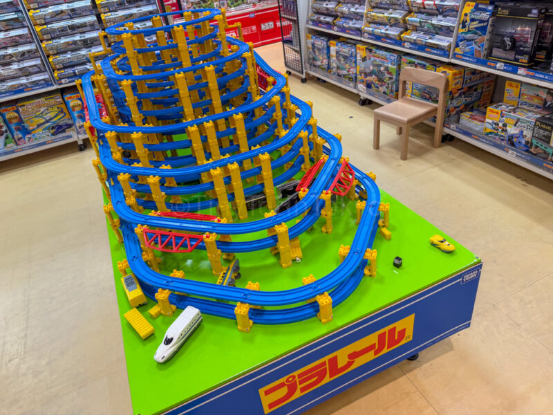 Free toy play area for kids near tennoji