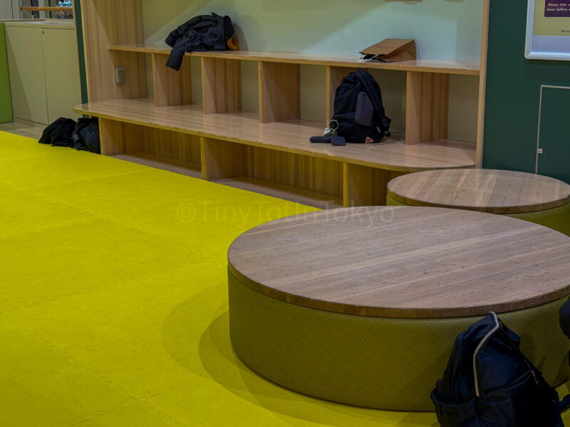 Q's land play area for babies in abeno