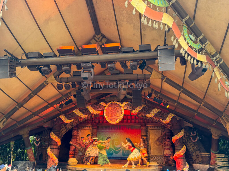 Moana show at Hong Kong Disneyland