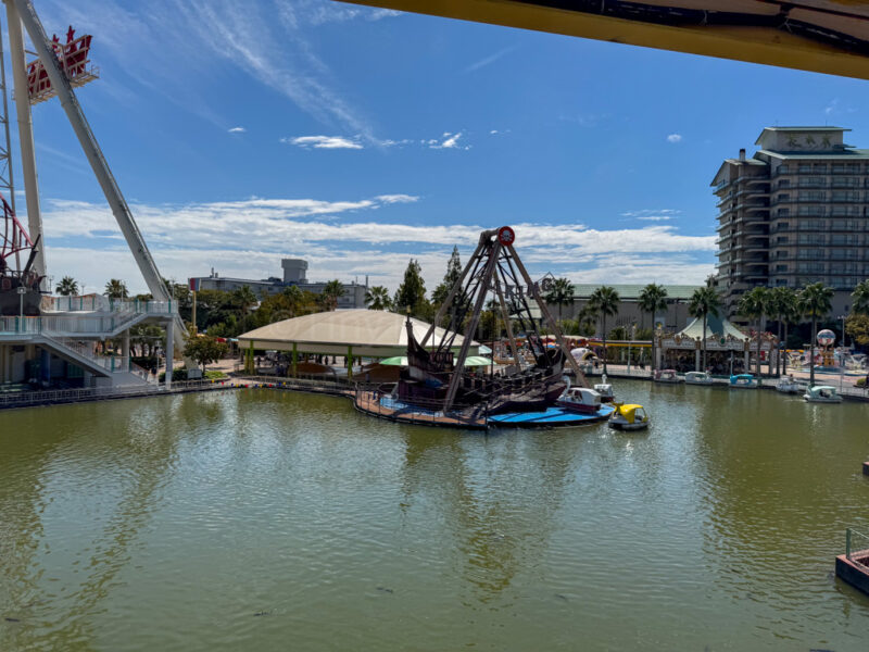 Viking boat ride at Nagashima Spa Land