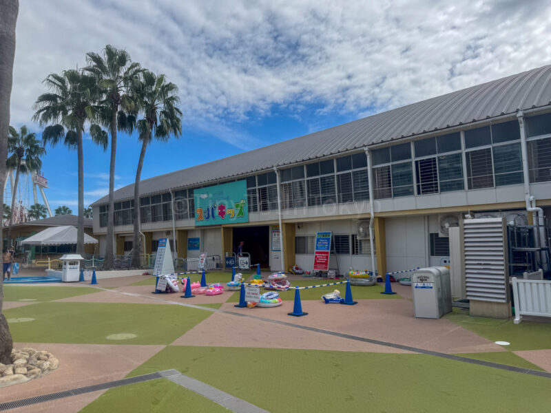outside of spa kids indoor pool area at Nagashima Water Park Jumbo Saltwater Pool