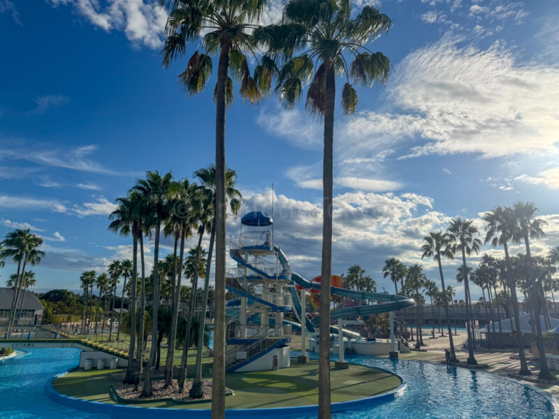 lazy river at Nagashima Water Park Jumbo Seawater Pool