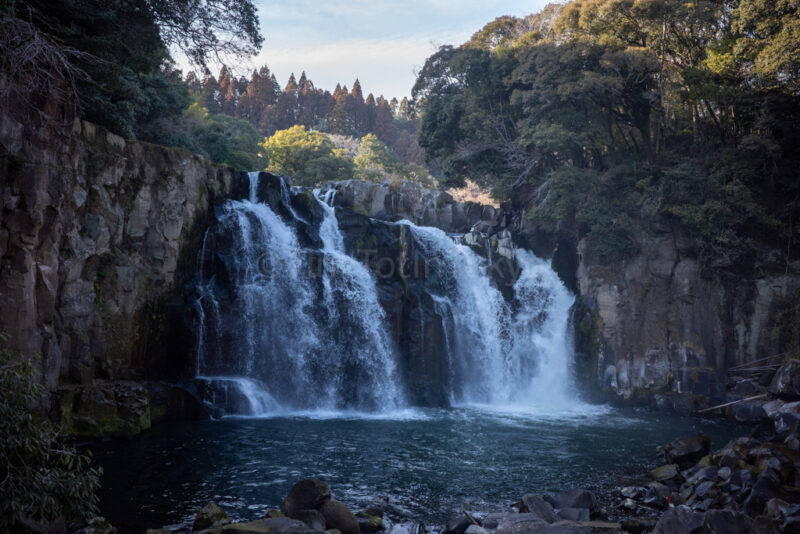 close up of sekinoo falls