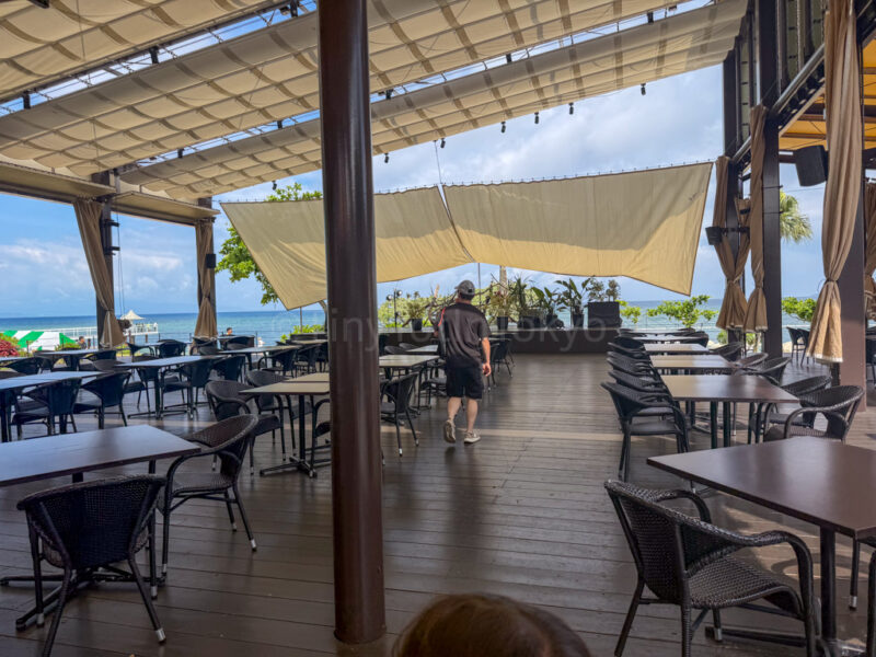 beachside grill at fusaki beach resort ishigaki