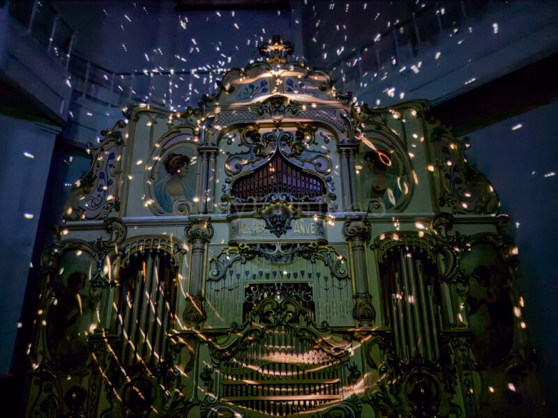 carillon fantasia organ at huis ten bosch
