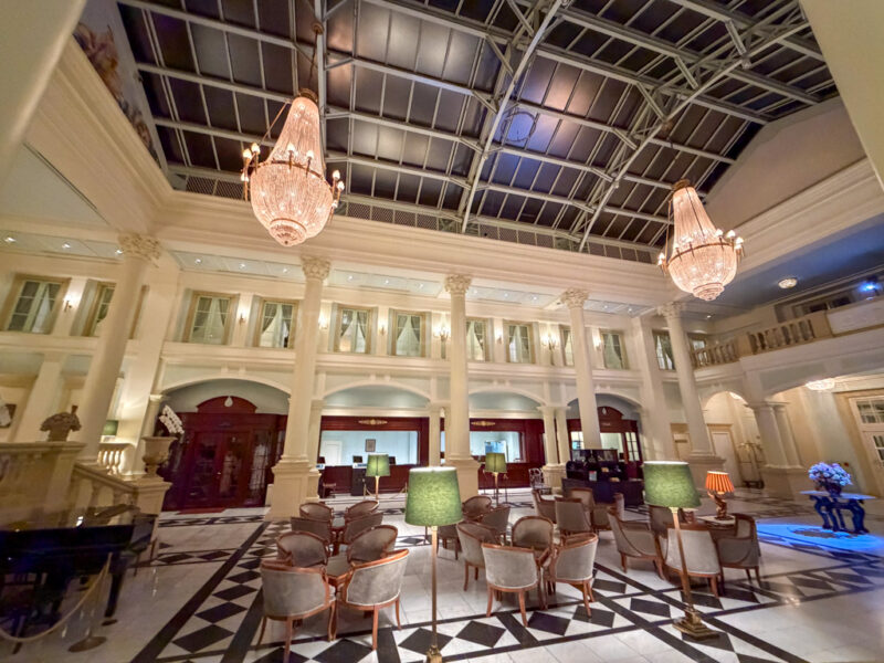lobby at hotel amsterdam huis ten bosch