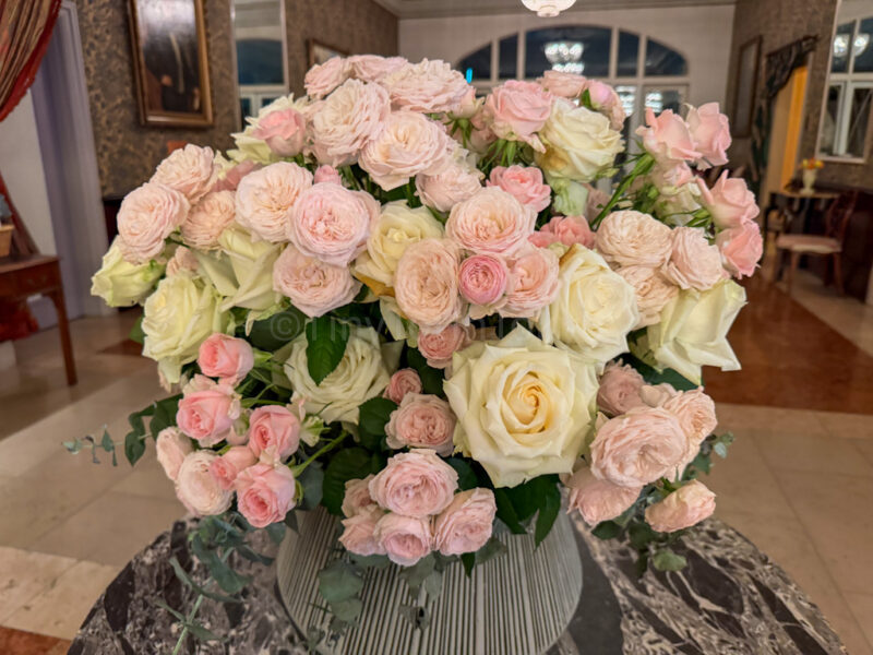 flowers in lobby at Hotel Europe at Huis Ten Bosch
