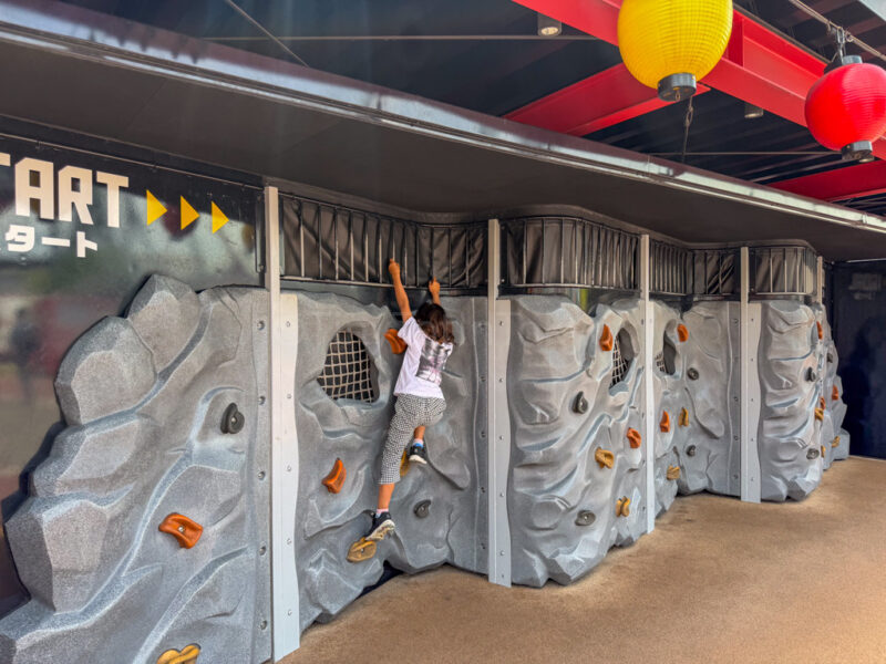 cole's rock climbing wall at legoland japan 