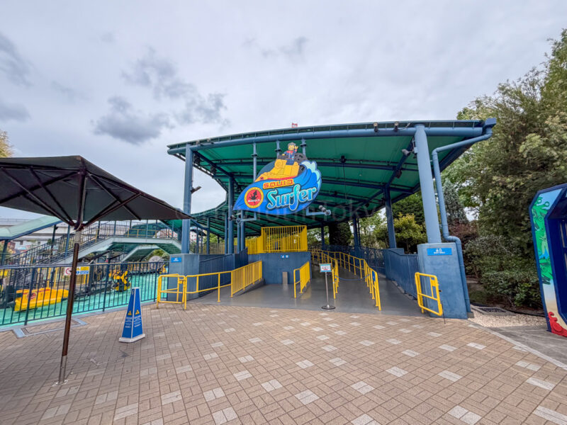 SQUID SURFER ride at legoland japan 