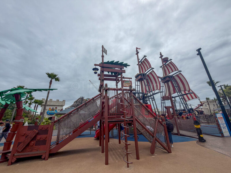castaway camp at legoland japan 