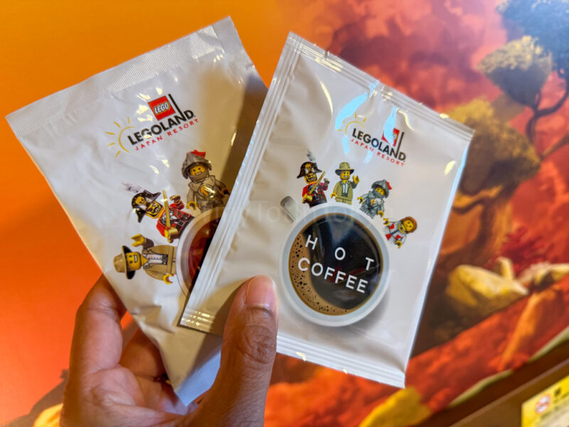LEGOLAND coffee and cocoa in Ninjago room at the legoland japan hotel