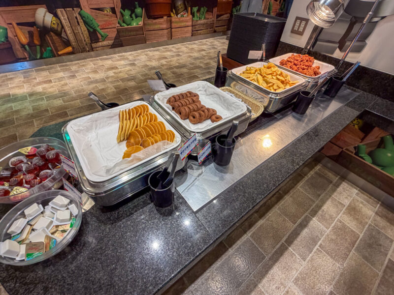 fried food at bricks family restaurant in legoland japan hotel