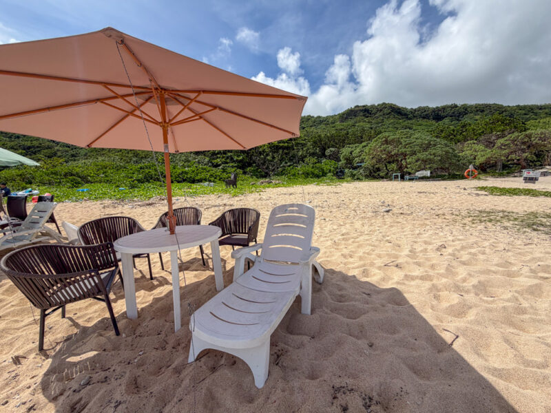 Loungers at Aragusuku Beach in miyakojima 