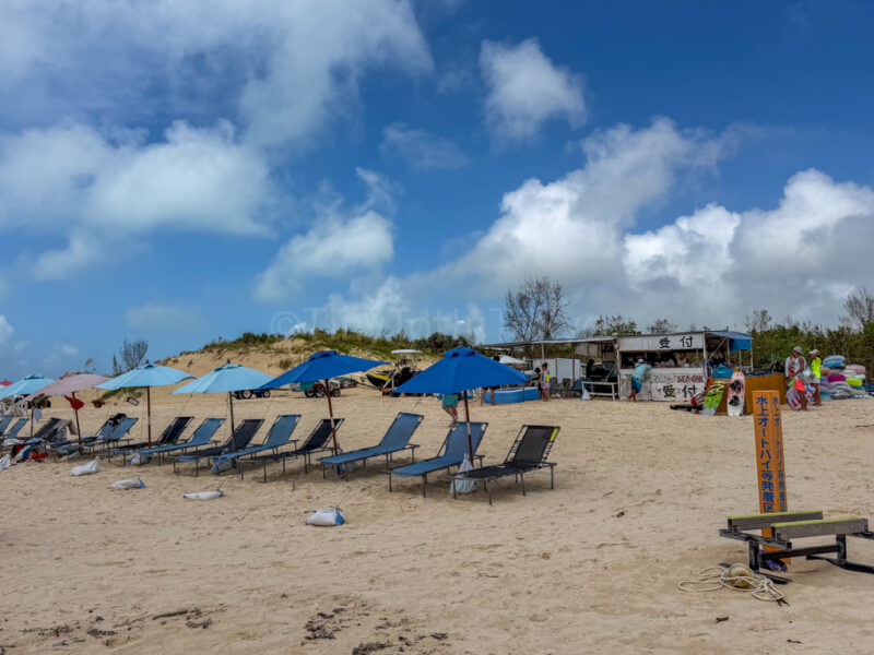 rental loungers at yonaha beach in Miyakojima
